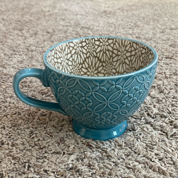 Signature Housewares Incorporated Coffee and Tea Mug - Picture 1 of 4